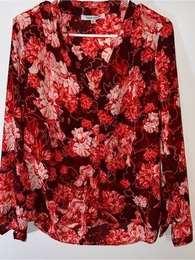 Rose & Olive Red White Burgundy Floral V-Neck Blouse Button Cuff Deep V
